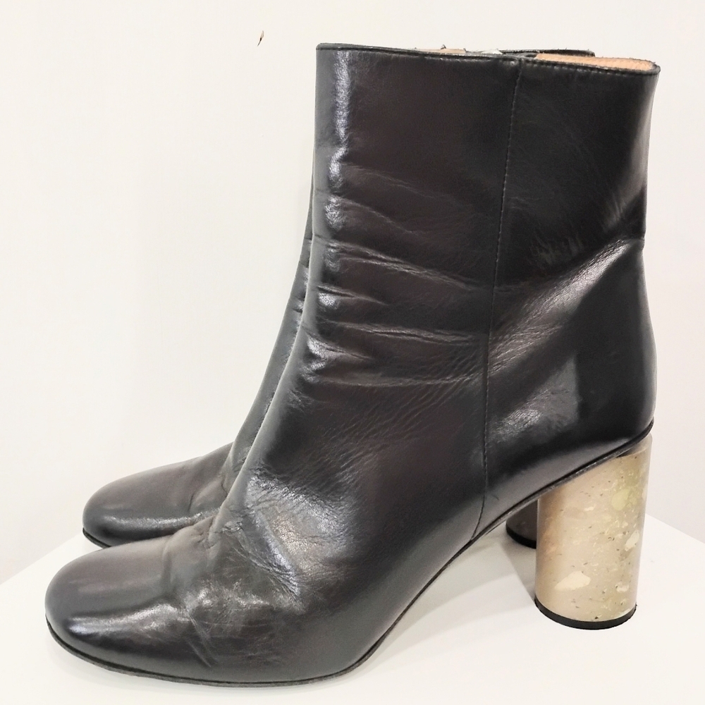 ACNE STUDIOS BLACK LEATHER ANKLE BOOTS - Picture 2 of 15